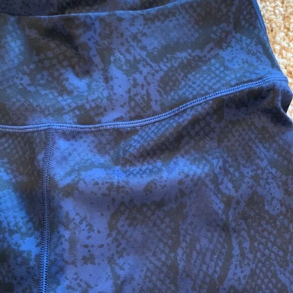 Snake print Navy Black‎ Biker Spandex Gym workout Shorts small - Picture 3 of 9